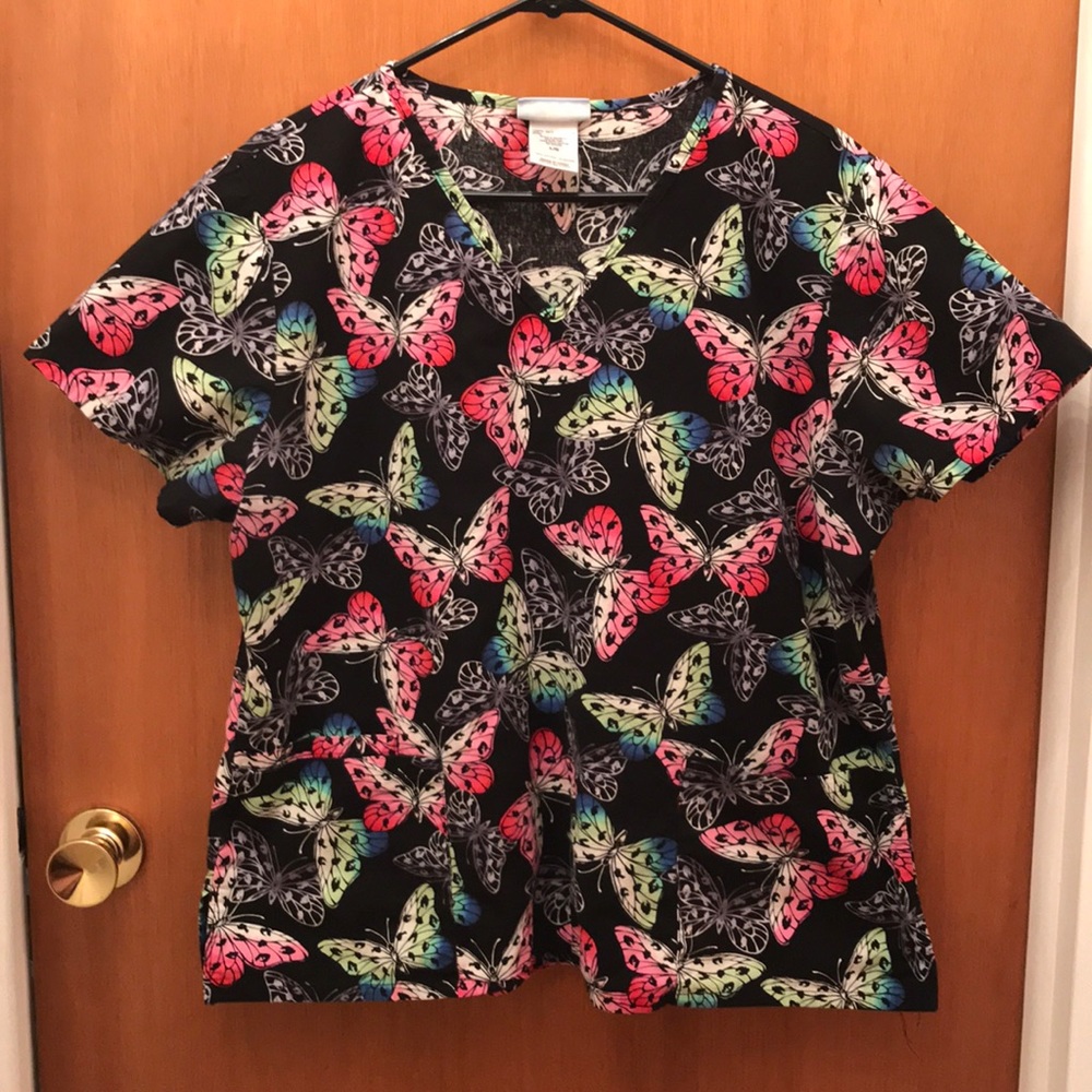 🔥Beautiful Butterfly Scrub Top Size Large